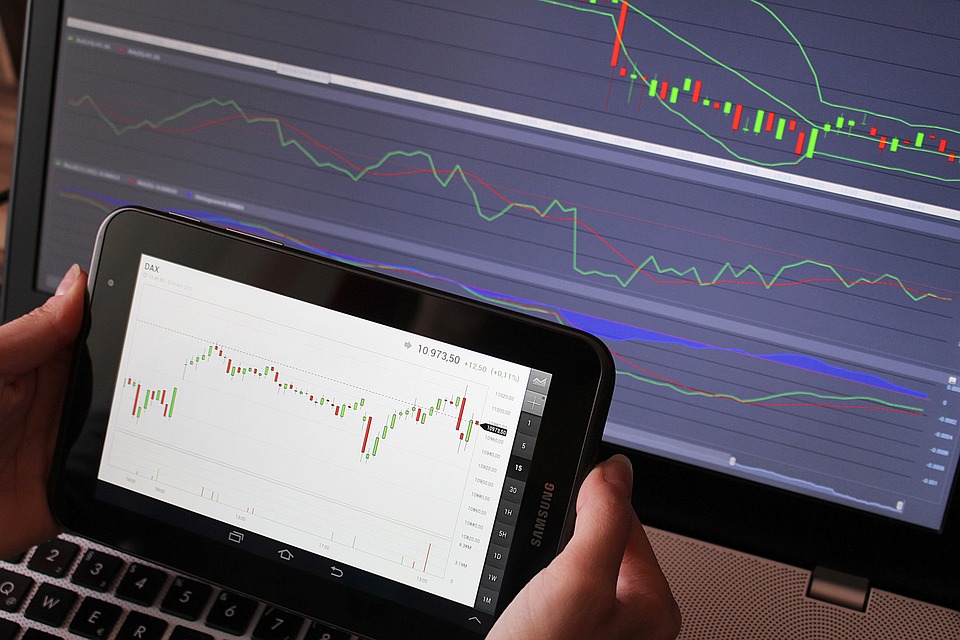 How Artificial Intelligence is Revolutionizing the Tech Industry